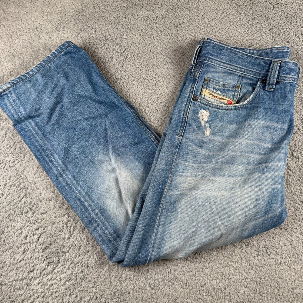 Diesel Larkee-Relaxed Comfort Straight 32x27 Men's Denim Jeans Button Fly
